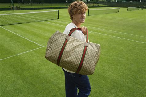 borsa gucci tennis sinner|jannik sinner gucci uniform.